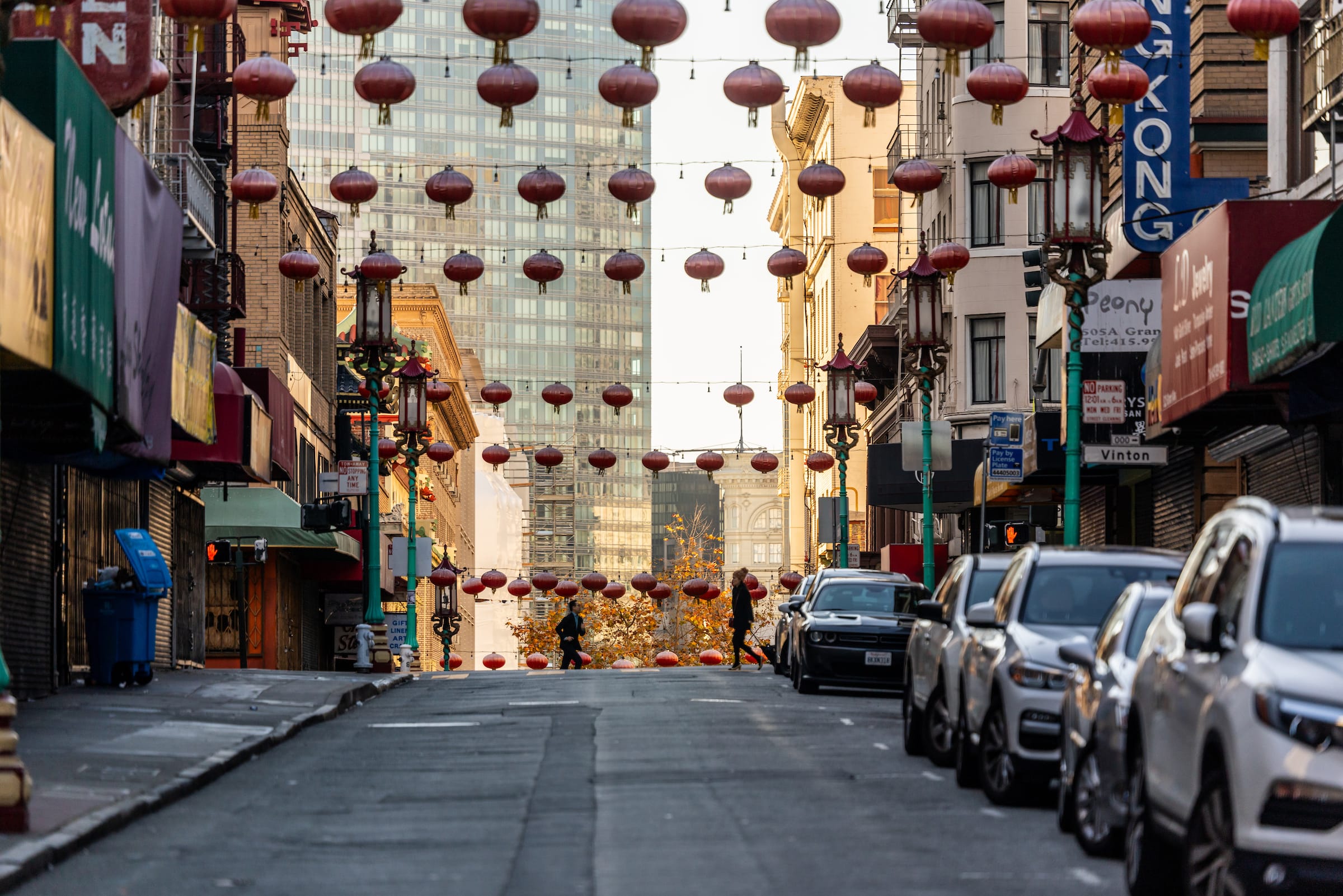 Street scene with Chinese lanterns, Chinatown San Francisco
