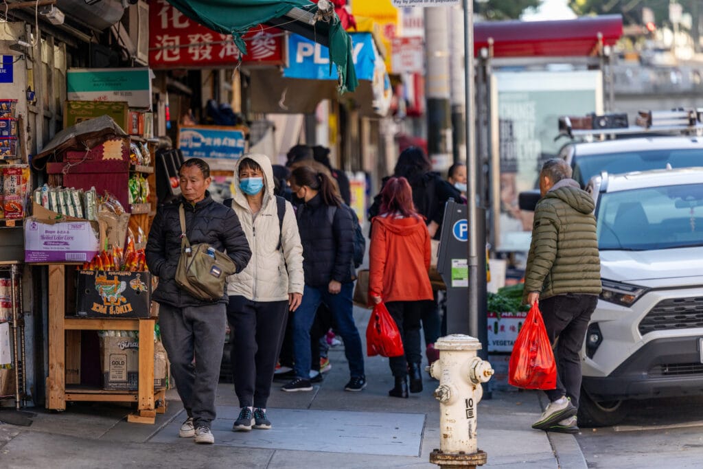 Busy Chinatown, San Francisco street scene